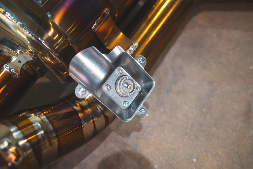 Mercedes E63 AMG / S W213 Valved RACE Exhaust System - Free Flow Front Pipes