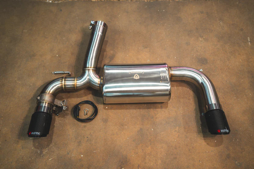 BMW F30 / F22 / F36 / F32 Valved Sport Exhaust System (Axleback) - Polished - 1x1 Carbon Tips - 3.5" Outlet