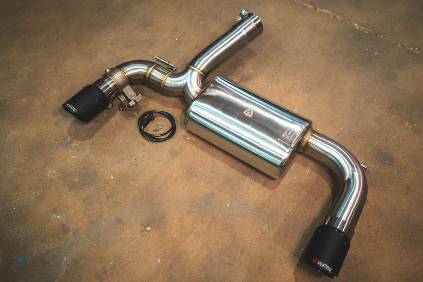 BMW F30 / F22 / F36 / F32 Valved Sport Exhaust System (Axleback) - Polished - 1x1 Carbon Tips - 3.5" Outlet